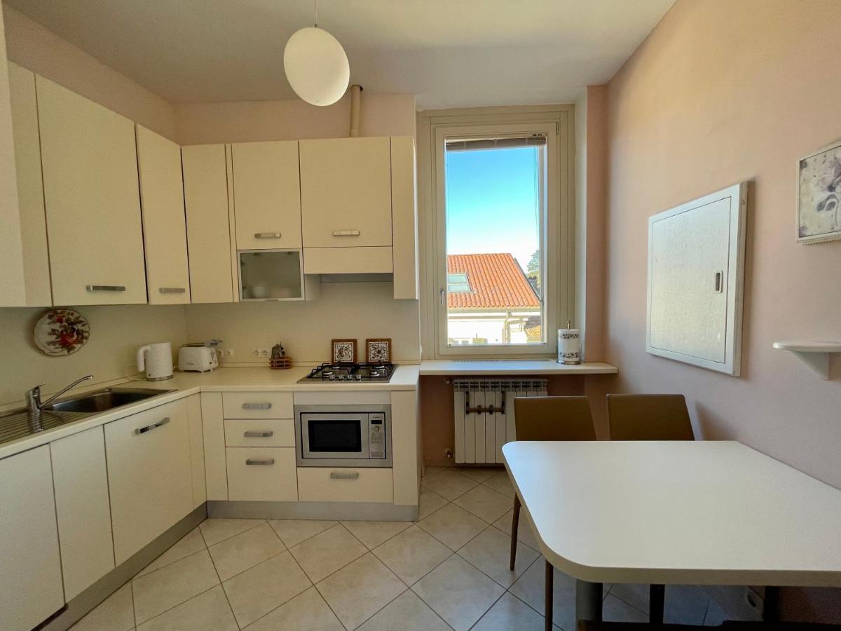 Central Loft Варезе Экстерьер фото