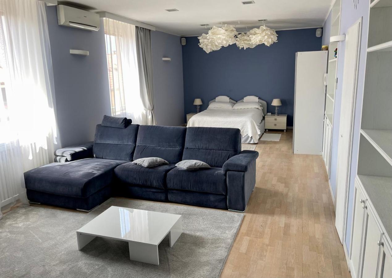 Central Loft Варезе Экстерьер фото